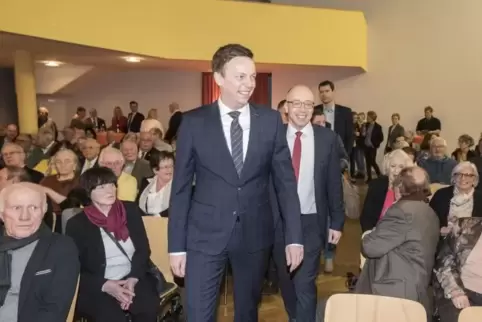 CDU-Kreisvorsitzender Michael Littig begrüßte den saarländischen Ministerpräsidenten Tobias Hans (vorne) beim Neujahrsempfang de