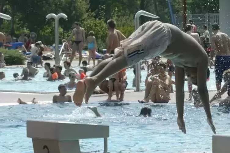 Das Waldschwimmbad Kandel.