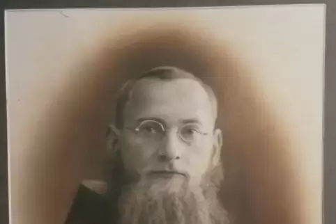 Das Primizbild von Pater Ingbert Naab.