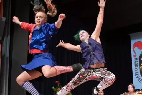 Duo-Schautanz "Joker & Harley Quinn" Denise Brückmann und Bill Lehmann (KV Waldfischbach)