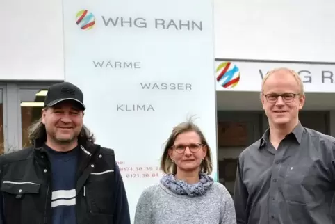 Nach der Übernahme: Jörg Fluck, Stephanie Höcker und WHG-Chef Roland Hovestadt.