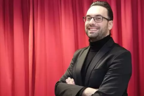 Daniele Squeo übernimmt den Taktstock des Pfalztheater-Orchesters mit Beginn der Spielzeit 2020/21.
