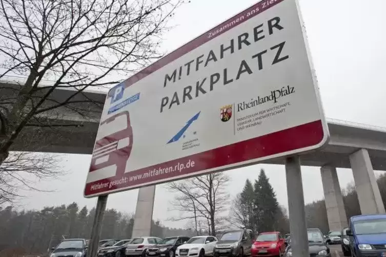 Voraussichtlich bis April wird der Mitfahrerparkplatz zwischen Landstuhl und Hauptstuhl gesperrt. 