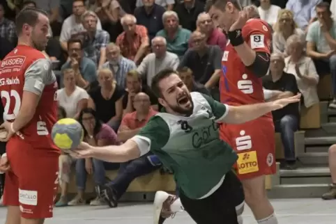 Das Derby Haßloch gegen Hochdorf steht am Samstag im Zeichen des Abstiegskampfs der Dritten Liga. 
