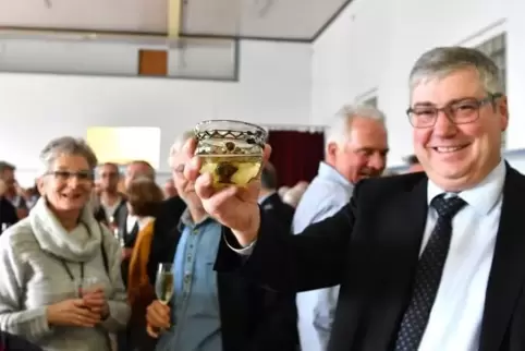 Nächstes Jahr feiert Gönnheim 1250-jähriges Bestehen. Aus diesem Anlass gibt es die Replik eines römischen Fundstücks in einer l