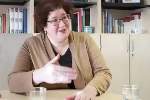 Ekaterini Kepetzis, die neue Professorin für Kunstgeschichte an der Uni Landau. Zuvor lehrte sie unter anderem an der Universitä