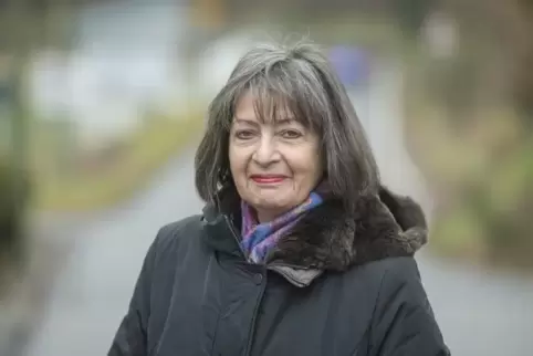 Iris Lang beklagt die Verkehrsbelastung.
