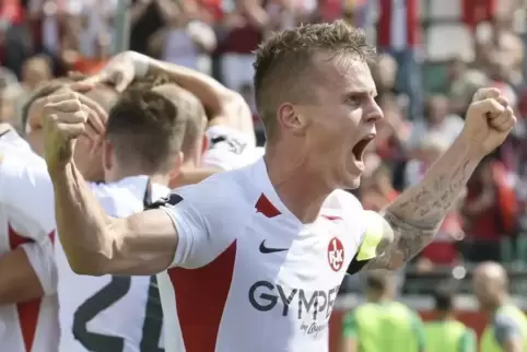 Die Freude bei Florian Pick muss raus. Die Chancen stehen gut, dass sie bis zum Saisonende noch größer wird.