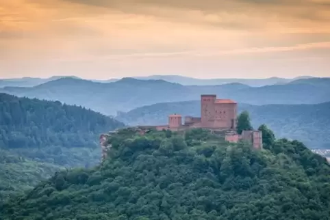 Jo: Die Pfalz.
