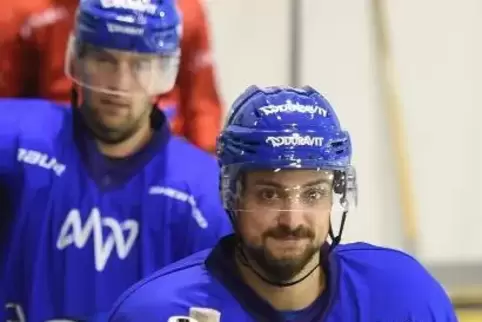 Fällt aus: Nico Krämmer. Hinter ihm Brent Raedeke, der wieder fit ist. 