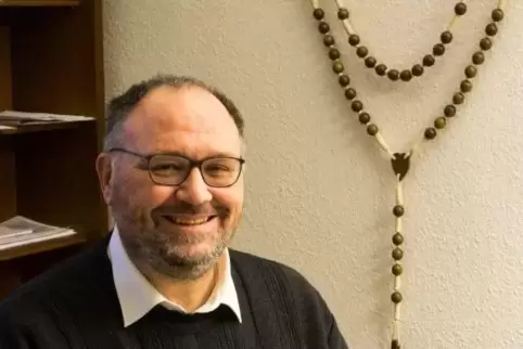 Er möchte in der Mitte der Gemeinde stehen, wolle da sein, „um mitzumachen“, sagt der neue Pfarrer Ulrich Nothhof.