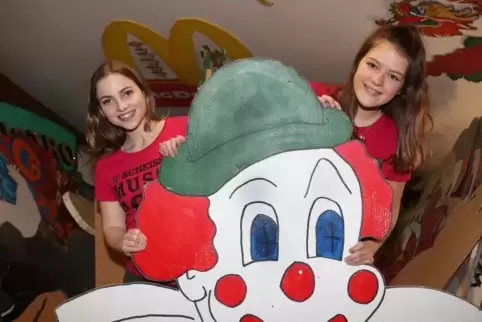 Freuen sich auf den Einsatz am Wochenende: Alina Knittel (links) und Emilie Knörr.