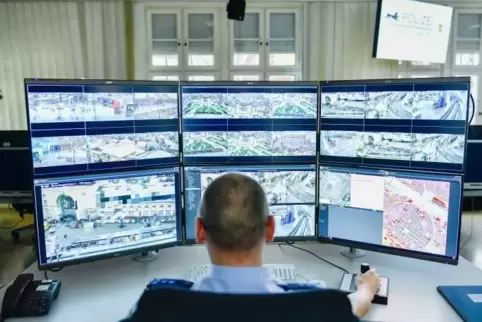 Mit fast 70 Kameras hält die Mannheimer Polizei die Innenstadt im Blick.