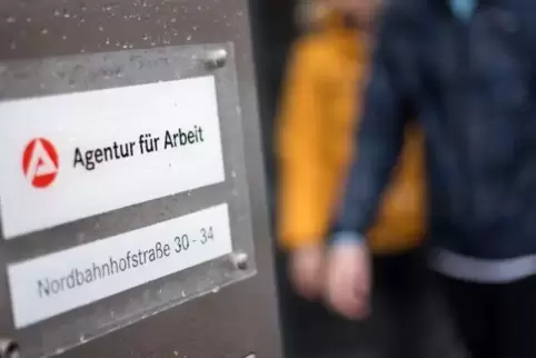 Rund 106.800 Menschen waren in Rheinland-Pfalz im Januar arbeitslos gemeldet.