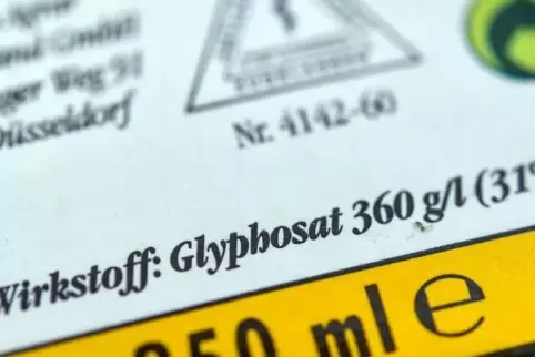 Reizwort Glyphosat: Um den Unkrautvernichter ist weltweit – und nun auch in Bobenheim-Roxheim – ein heftiger Streit im Gange.