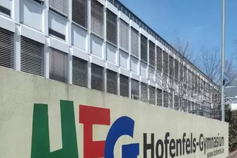 Feueralarm in der Schule.: Schock bei der Abiturprüfung.