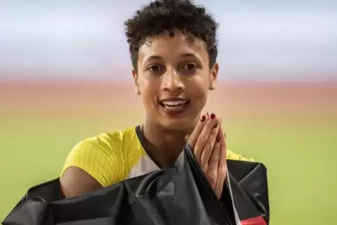 Malaika Mihambo, hier bei der Leichtathletik-WM in Doha, bei der sie Weitsprung-Gold gewann. 