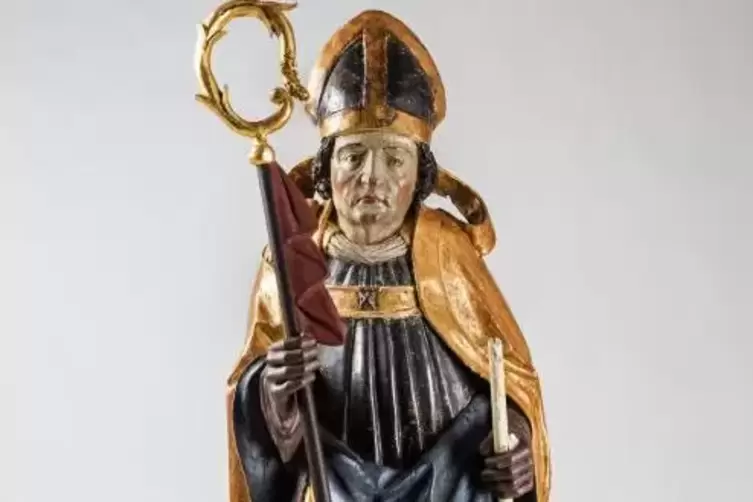 Der heilige Blasius, einer der 14 Nothelfer: Er wurde vor allem bei Halsschmerzen angerufen. Diese um 1500 entstandene Lindenhol