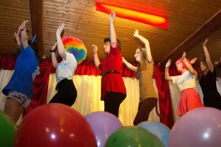 Den Showtanz &bdquo;Switch&ldquo; f&uuml;hrte die Gruppe &bdquo;Sweet Devils&ldquo; auf.