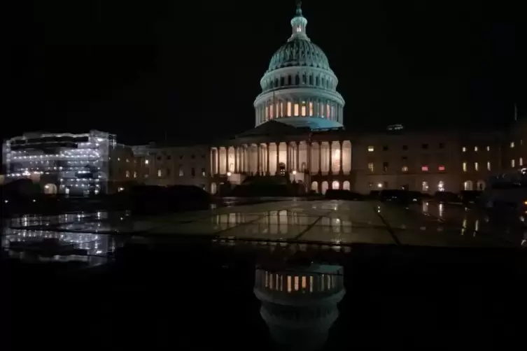 Das Capitol in Washington: Bis in den Abend ging der Impeachmentprozess auch am Montag wieder. Am Mittwoch endet er wohl.