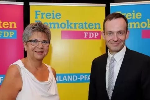 Damals noch einträchtig Seit an Seit: Helga Lerch und Parteichef Volker Wissing 2015 beim Landesparteitag im Mainz, auf dem sich