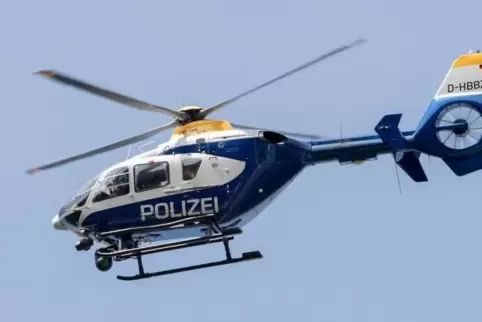 Auch mit einem Hubschrauber suchte die Polizei nach dem 16-Jährigen.