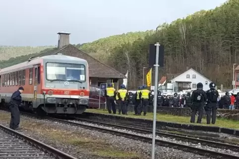 Die Bundespolizei übt für eine Großdemo.