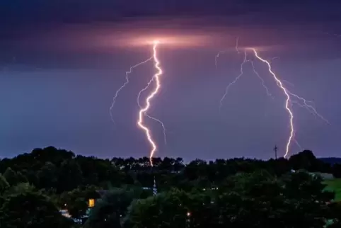 Es sind Gewitter gemeldet.