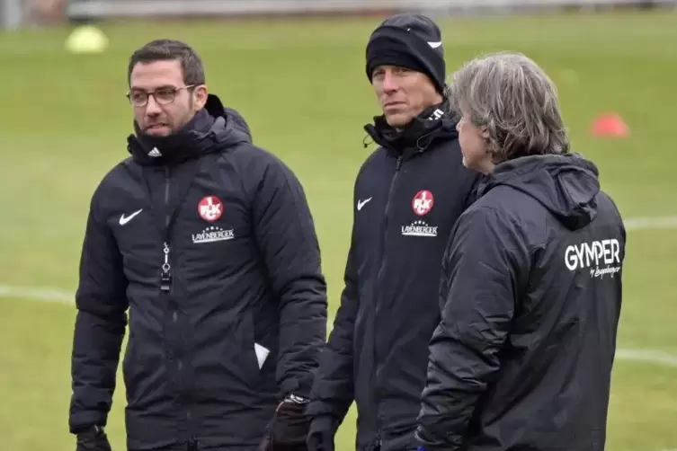 FCK-Chefcoach Boris Schommers, Assistent Kevin McKenna und Torwarttrainer Gerry Ehrmann.