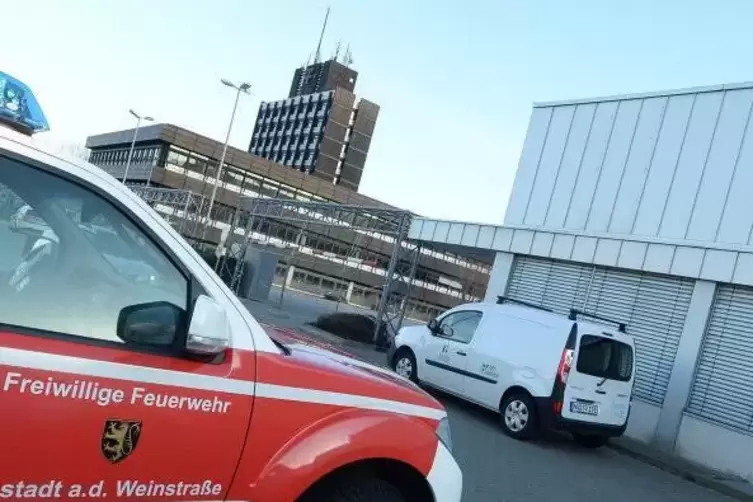 Nahe des Telekom-Hochhauses liegt das Testcenter für Corona-Verdachtsfälle.