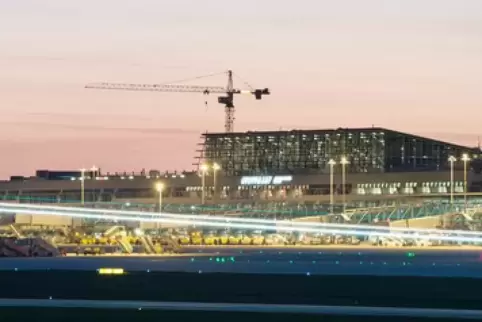 Bald könnten am Flughafen Stuttgart keine Flugzeuge mehr abheben.