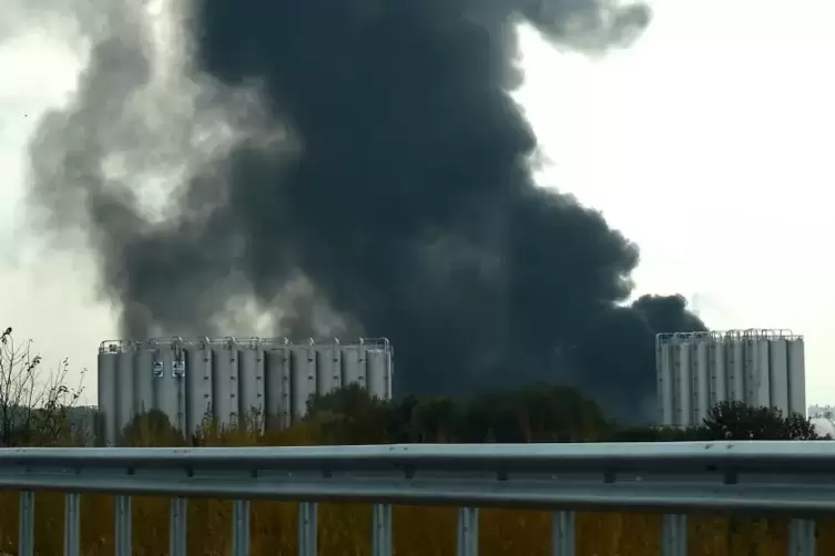 explosion_basf_17_10_2016__0011_KUNZ_3.jpg